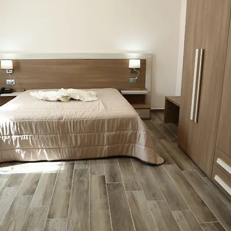 Magiola Apartment *