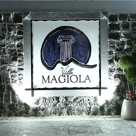 Magiola