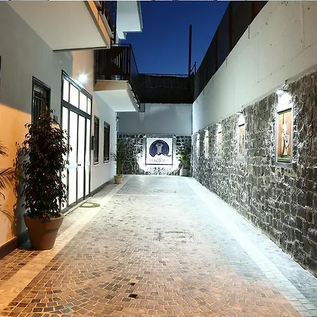 Magiola Apartment *